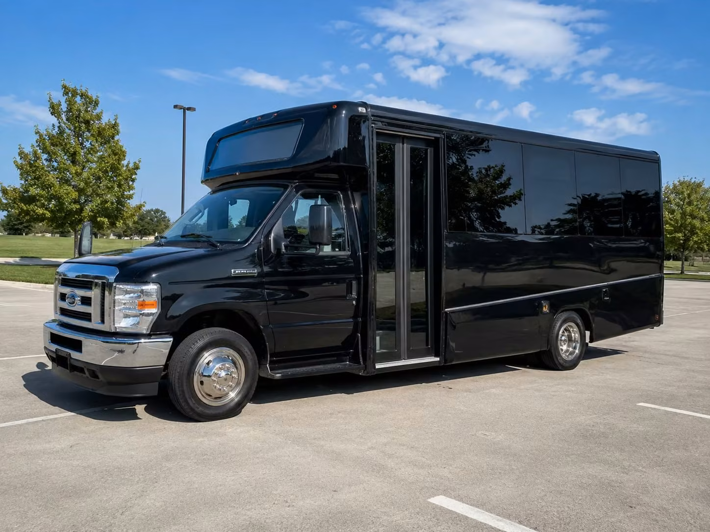 15 passenger minibus