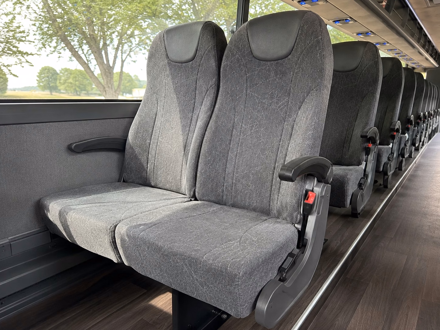 bachelorette party buses and bridal party transportation in memphis