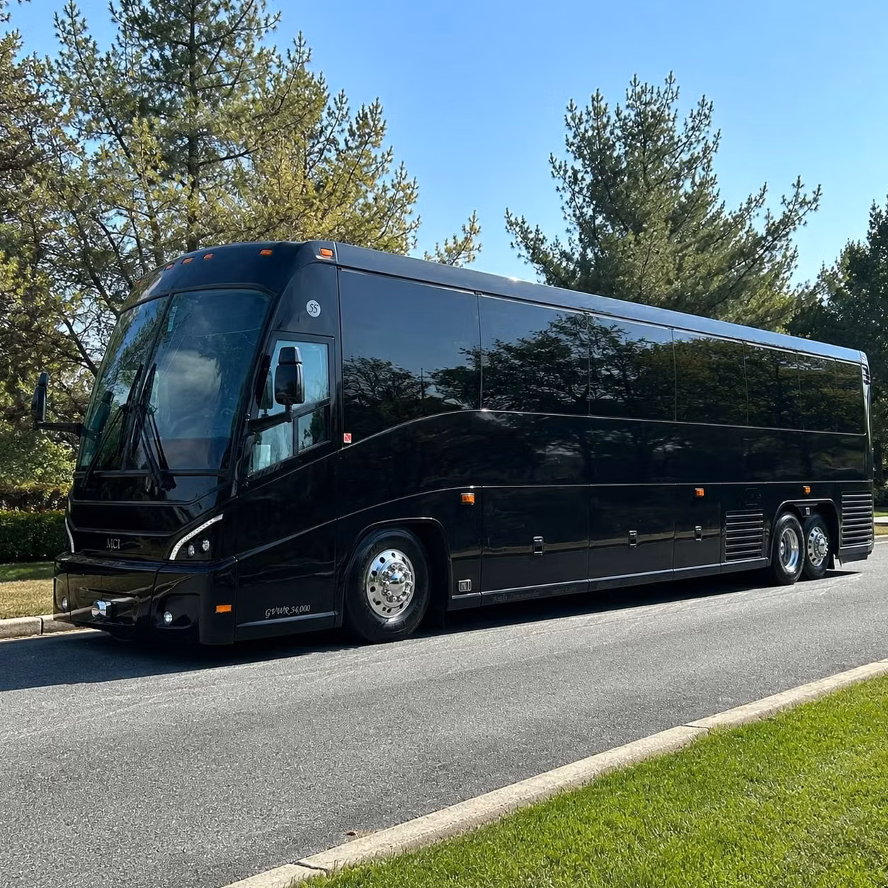 compare employee transportation options in memphis and beyond